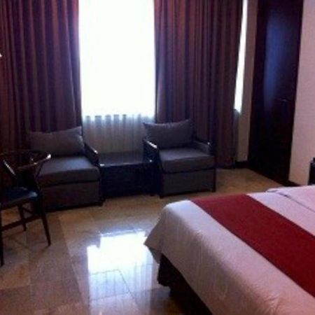 Mitra Bandung Hotel Kültér fotó