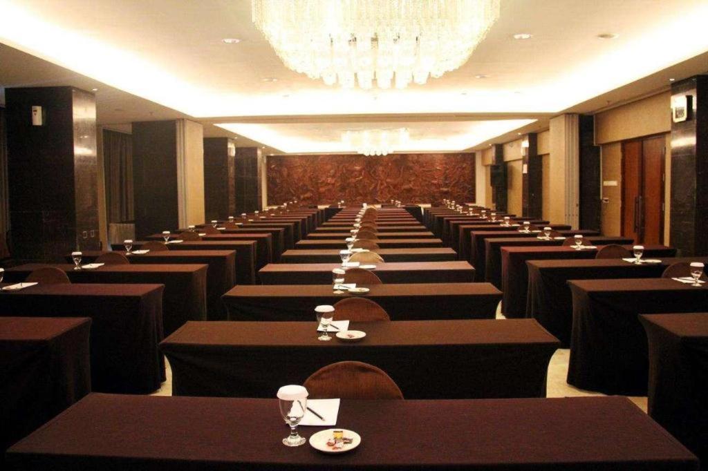 Mitra Bandung Hotel Kültér fotó