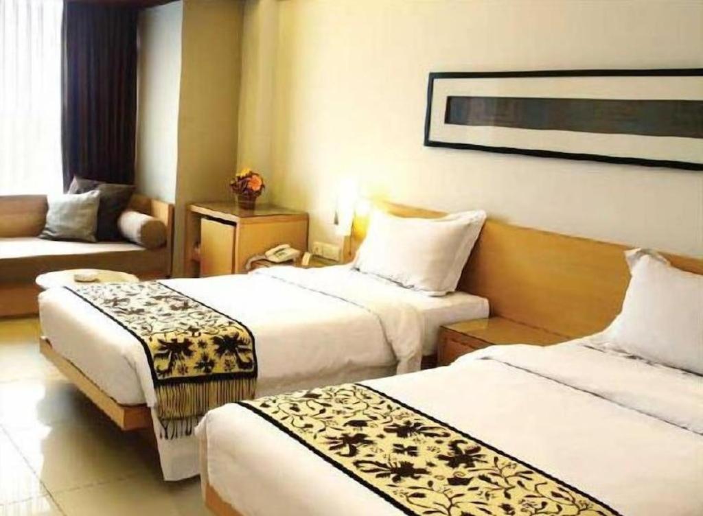 Mitra Bandung Hotel Kültér fotó